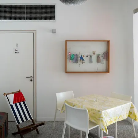 Resart Traditional House Отель *