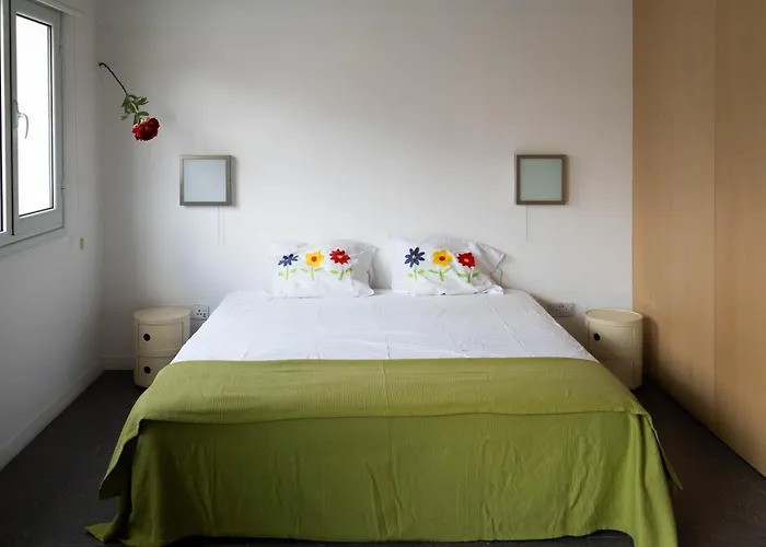 Resart Traditional House