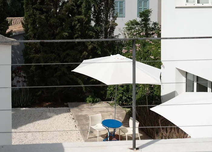 Resart Traditional House